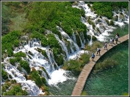 9b-plitvice.jpg