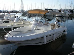 Jeanneau-CapCamarat 5.5 Style 90 HP